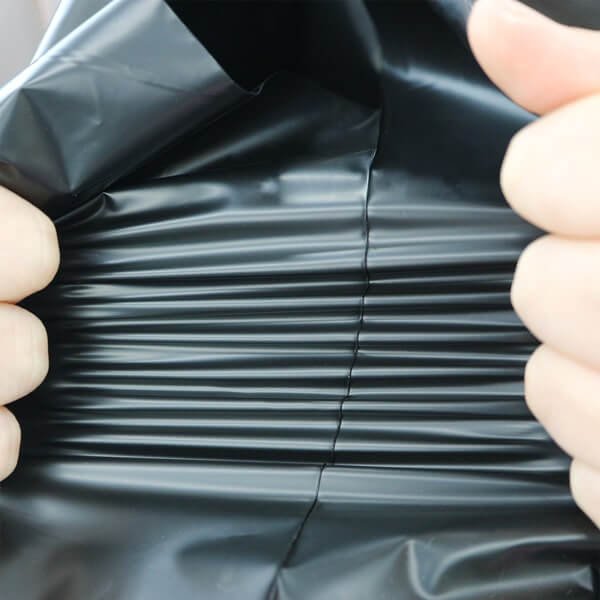 画像5: 宅配ビニール袋 A4サイズ 黒(ブラック) 250ｘ330+50mm #60 (5)